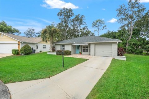 Casa en venta en Spring Hill, Florida, 2 dormitorios, 109.53 m2 № 1913218 - foto 2