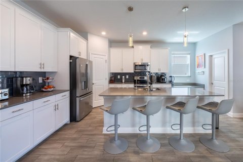 Villa ou maison à vendre à Orlando, Floride: 5 chambres, 245.08 m2 № 2351921 - photo 6