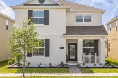 House in Orlando, Florida 5 bedrooms, 245.08 sq.m. № 2351921