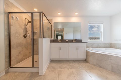 Villa ou maison à vendre à Orlando, Floride: 5 chambres, 245.08 m2 № 2351921 - photo 17