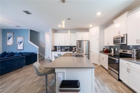 Villa ou maison à vendre à Orlando, Floride: 5 chambres, 245.08 m2 № 2351921 - photo 5