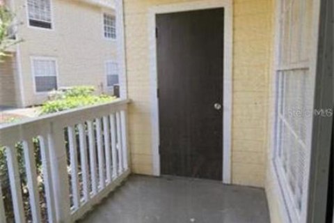 Condo in Orlando, Florida, 1 bedroom  № 1444915 - photo 17