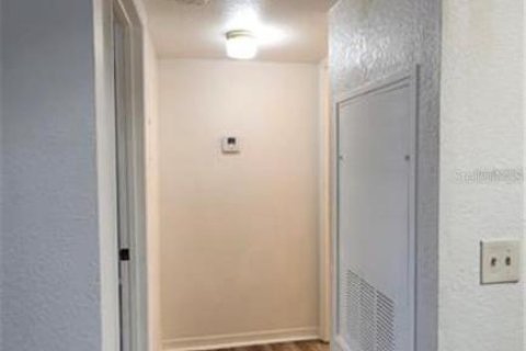 Condo in Orlando, Florida, 1 bedroom  № 1444915 - photo 11