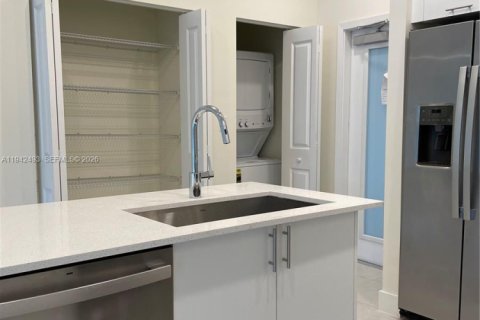 Copropriété à vendre à Doral, Floride: 3 chambres, 104.42 m2 № 1999207 - photo 10