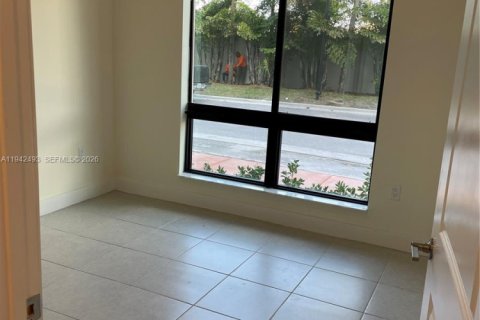 Copropriété à vendre à Doral, Floride: 3 chambres, 104.42 m2 № 1999207 - photo 15