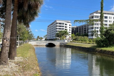 Copropriété à vendre à Doral, Floride: 3 chambres, 104.42 m2 № 1999207 - photo 5