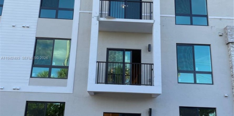 Condo à Doral, Floride, 3 chambres  № 1999207