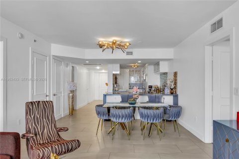 Купить кондоминиум в Халландейл-Бич, Флорида 3 спальни, 145.95м2, № 2008096 - фото 12