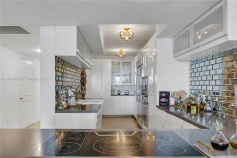 Купить кондоминиум в Халландейл-Бич, Флорида 3 спальни, 145.95м2, № 2008096 - фото 14