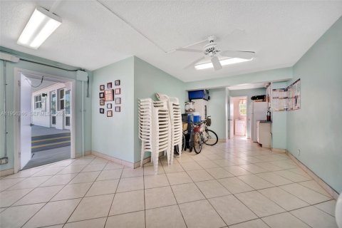Copropriété à vendre à Pompano Beach, Floride: 2 chambres, 102.19 m2 № 2011399 - photo 26