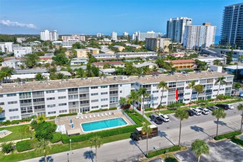 Copropriété à vendre à Pompano Beach, Floride: 2 chambres, 102.19 m2 № 2011399 - photo 24