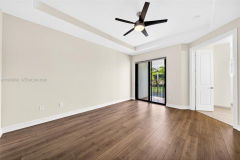 Купить таунхаус в Пемброк-Пайнс, Флорида 3 спальни, 198.16м2, № 2007836 - фото 20