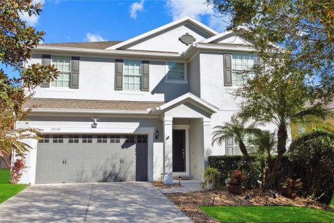 House in Mount Dora, Florida 4 bedrooms, 240.62 sq.m. № 2101713