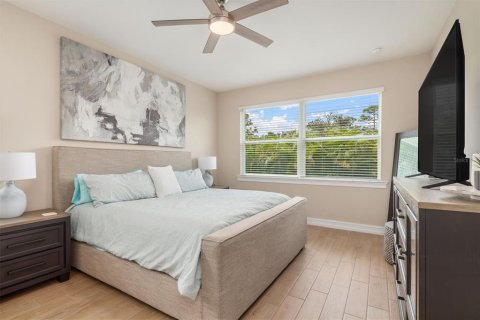 House in Punta Gorda, Florida 4 bedrooms, 230.49 sq.m. № 1912540 - photo 16