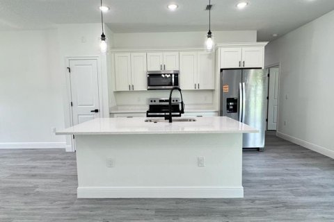 Casa en venta en Citrus Springs, Florida, 4 dormitorios, 143.81 m2 № 2216293 - foto 6