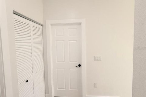 House in Tampa, Florida 3 bedrooms, 157.19 sq.m. № 1841466 - photo 13