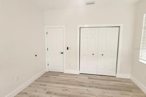House in Tampa, Florida 3 bedrooms, 157.19 sq.m. № 1841466 - photo 6