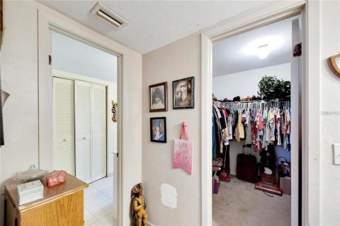 Townhouse in Ocala, Florida 10 bedrooms, 512.26 sq.m. № 1751689 - photo 29