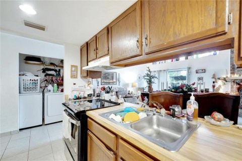 Townhouse in Ocala, Florida 10 bedrooms, 512.26 sq.m. № 1751689 - photo 13