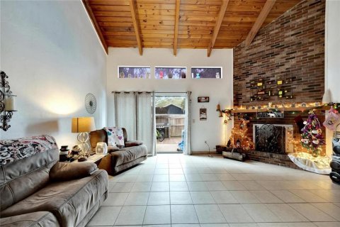Townhouse in Ocala, Florida 10 bedrooms, 512.26 sq.m. № 1751689 - photo 18