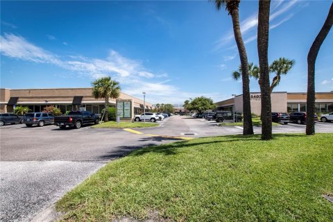 Propiedad comercial en venta en Tampa, Florida, 100.33 m2 № 1297018 - foto 25