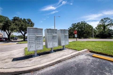 Propiedad comercial en venta en Tampa, Florida, 100.33 m2 № 1297018 - foto 27