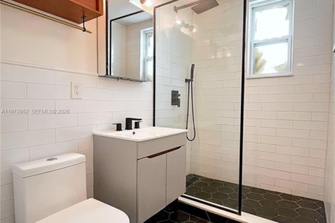 Apartamento en alquiler en Miami Beach, Florida, 1 dormitorio, 116.13 m2 № 2033109 - foto 22