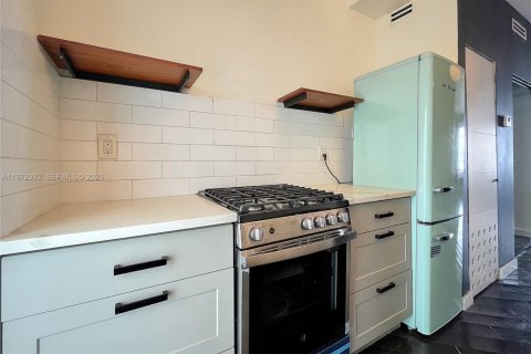 Apartamento en alquiler en Miami Beach, Florida, 1 dormitorio, 116.13 m2 № 2033109 - foto 20