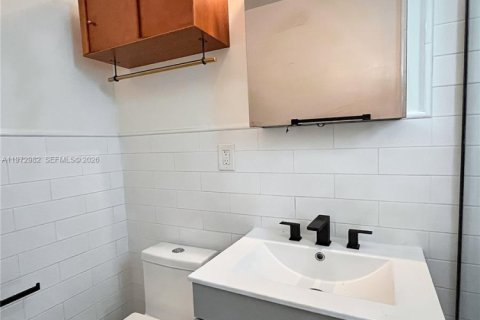 Apartamento en alquiler en Miami Beach, Florida, 1 dormitorio, 116.13 m2 № 2033109 - foto 25