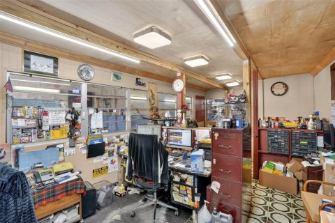 Commercial property in Miami, Florida № 2031466 - photo 19