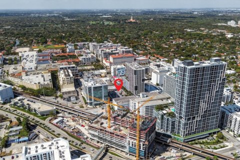 Commercial property in Miami, Florida № 2031466 - photo 6