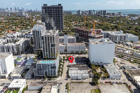 Commercial property in Miami, Florida № 2031466 - photo 3