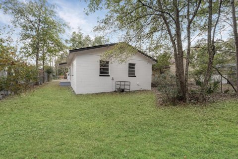 House in Jacksonville, Florida 4 bedrooms, 112.97 sq.m. № 2387185 - photo 17