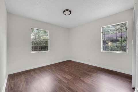 House in Jacksonville, Florida 4 bedrooms, 112.97 sq.m. № 2387185 - photo 13