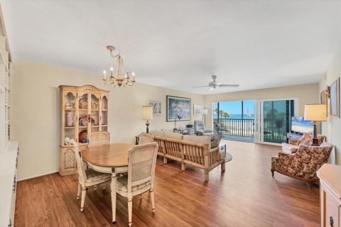 Condo in Venice, Florida, 2 bedrooms  № 1856034 - photo 4