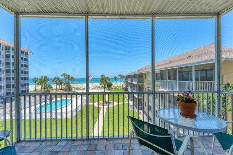Condo in Venice, Florida, 2 bedrooms  № 1856034 - photo 22
