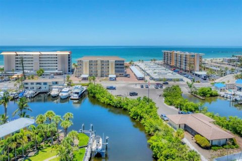 Condo in Venice, Florida, 2 bedrooms  № 1856034 - photo 1