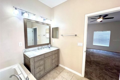 House in Palm Coast, Florida 4 bedrooms, 210.24 sq.m. № 1637366 - photo 29