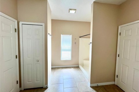 House in Palm Coast, Florida 4 bedrooms, 210.24 sq.m. № 1637366 - photo 18