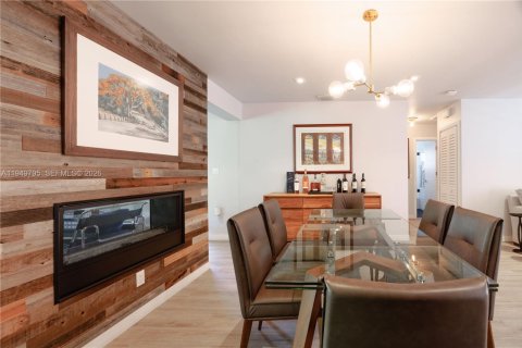 House in Miami, Florida 3 bedrooms, 163.42 sq.m. № 2010284 - photo 20