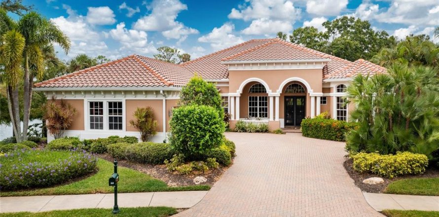 Villa ou maison à Englewood, Floride 4 chambres, 319.12 m2 № 2129678