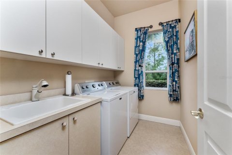 Villa ou maison à vendre à Englewood, Floride: 4 chambres, 319.12 m2 № 2129678 - photo 25