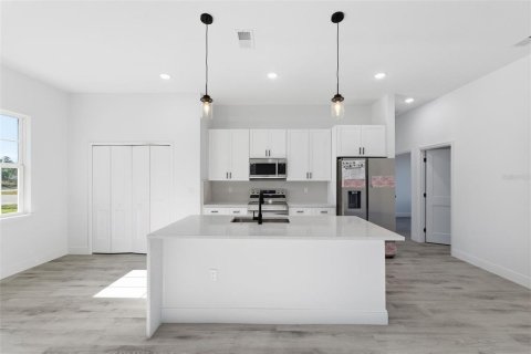 Villa ou maison à louer à Ocala, Floride: 4 chambres, 167.13 m2 № 2097234 - photo 13