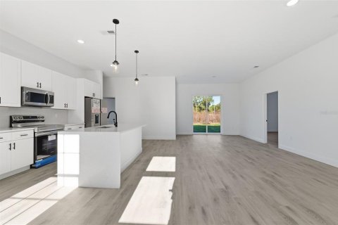 Villa ou maison à louer à Ocala, Floride: 4 chambres, 167.13 m2 № 2097234 - photo 8