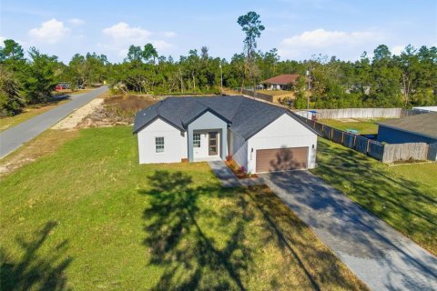 Villa ou maison à louer à Ocala, Floride: 4 chambres, 167.13 m2 № 2097234 - photo 2