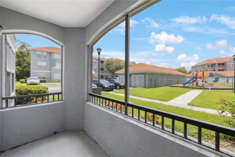Condo in Tampa, Florida, 2 bedrooms № 2116289 - photo 14