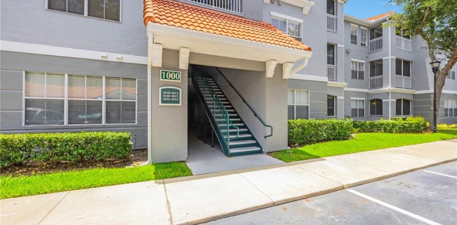 Condo in Tampa, Florida, 2 bedrooms № 2116289