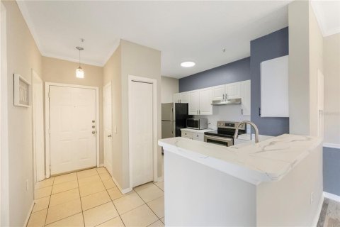 Condo in Tampa, Florida, 2 bedrooms № 2116289 - photo 4