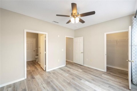 Condo in Tampa, Florida, 2 bedrooms № 2116289 - photo 12