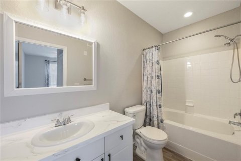 Condo in Tampa, Florida, 2 bedrooms № 2116289 - photo 7